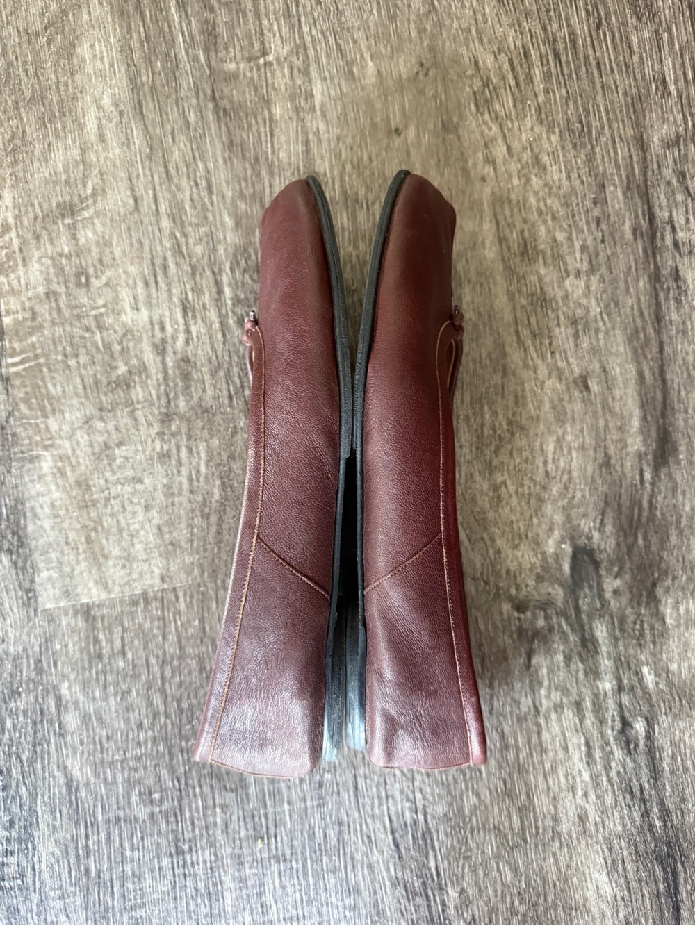 Maison Martin Margiela Split-Toe Ballet Flats in Burgundy Brown - Picture 3 of 6